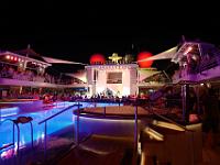L1040096 : Kreuzfahrt, Urlaub, Dubai mit Katar & Oman mit Mein Schiff 5