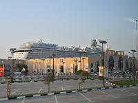 CHR 3646 : Dubai mit Katar & Oman mit Mein Schiff 5, Dubai, Urlaub, Kreuzfahrt